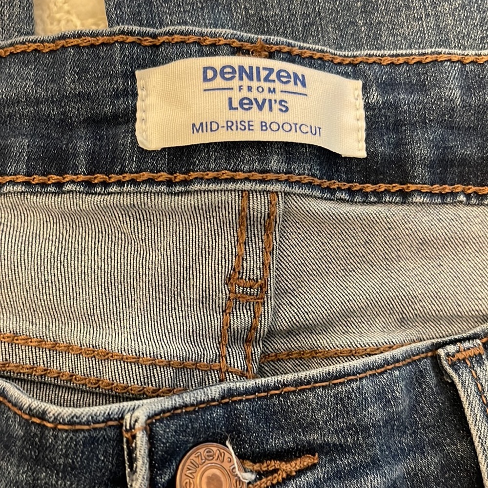 Levi’s Denizen bootcut mid rise jeans 16 - Picture 4 of 6